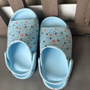Source Unknown Kids' Blue Patterned Slide Sandals